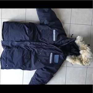 Canada Goose Parka: Men’s Large